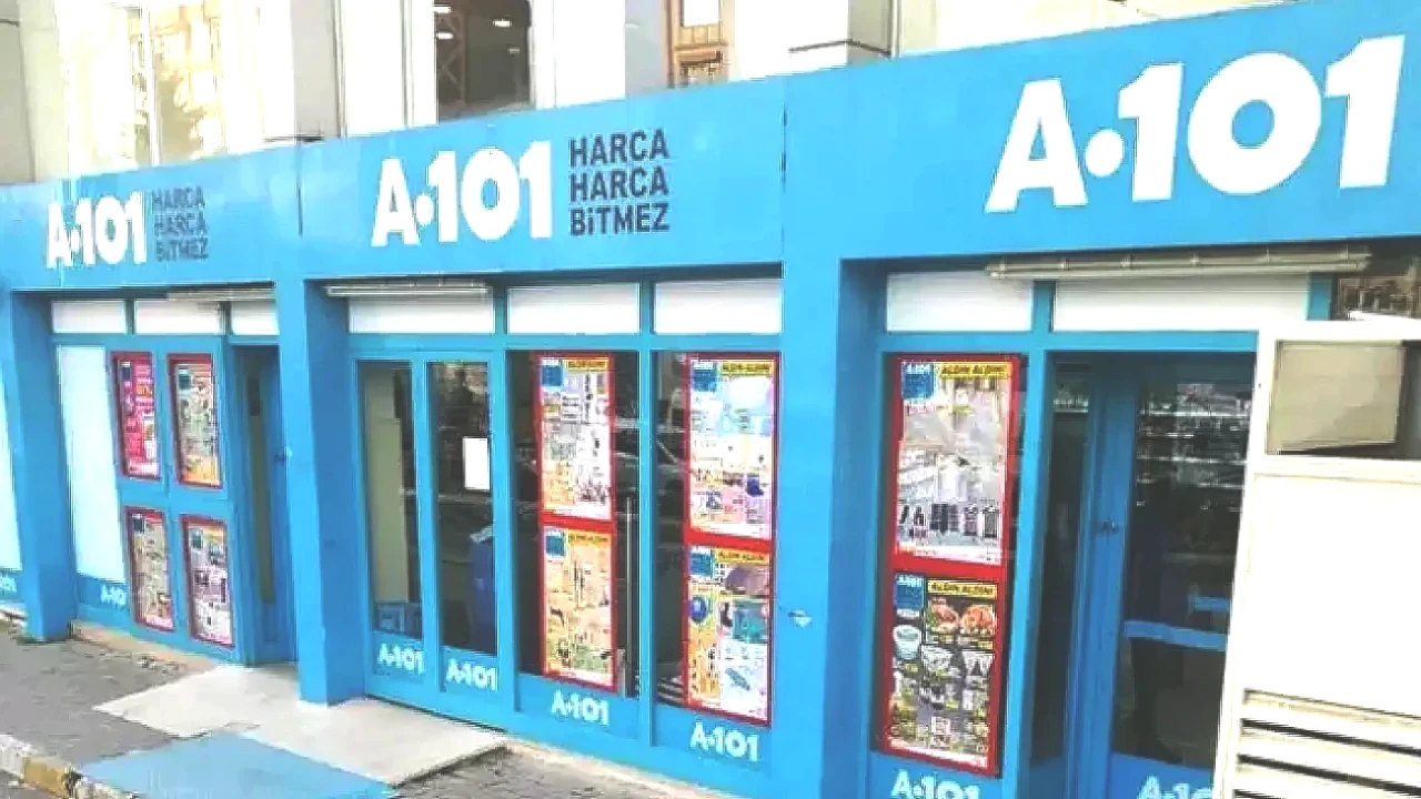 A101 23 Ekim 2025 Aktüel Kataloğu: Benzinli Motosiklet ve Mini Buzdolabı Yolda!