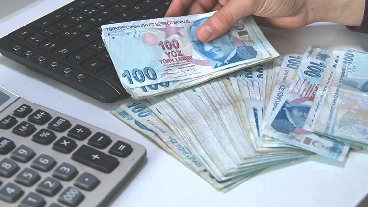 2026 OCAK EMEKLİ MAAŞ ZAMMI HESAPLAMA TABLOSU - ENFLASYON FARKI İLE || Yeni yıl SSK, Bağkur, Emekli Sandığı emekli maaşları ne kadar olacak, yüzde kaç zam yapılacak En düşük emekli maaşı kaç TL olacak İşte yıl sonu enflasyon beklentisine göre emekli zammı hesaplaması 2026 OCAK EMEKLİ MAAŞ ZAMMI HESAPLAMA TABLOSU - ENFLASYON FARKI İLE || Yeni yıl SSK, Bağkur, Emekli Sandığı emekli maaşları ne kadar olacak, yüzde kaç zam yapılacak En düşük emekli maaşı kaç TL olacak İşte yıl sonu enflasyon beklentisine göre emekli zammı hesaplaması